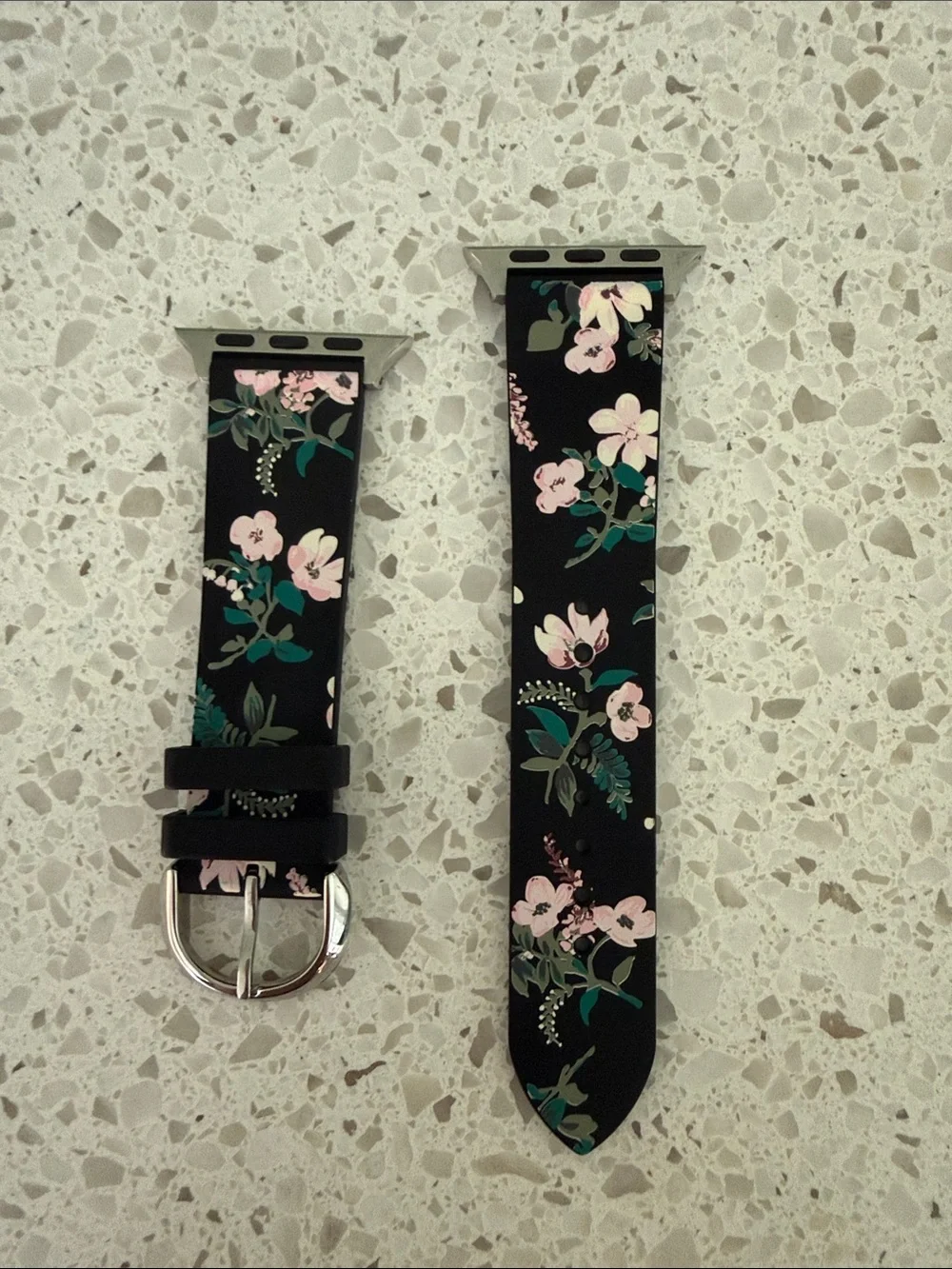 Kate Spade Apple Watch 38/40 mm Silicone Band, Black Floral, EUC